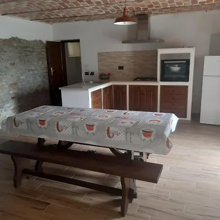 Holiday home Cascina Carlo *